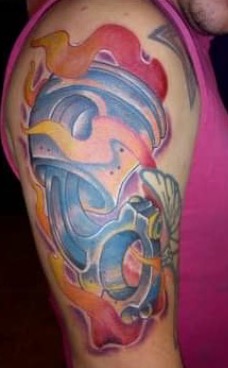 Tatuaje a color realizado en Puly Tattoos